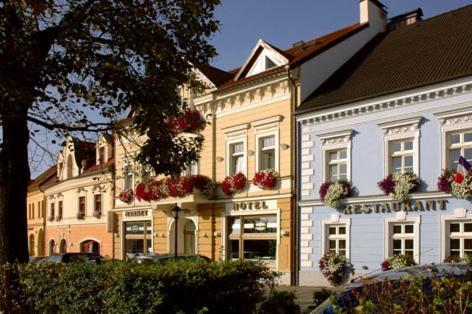 Hotel Restaurant Modra Hvezda Dobřany Eksteriør billede